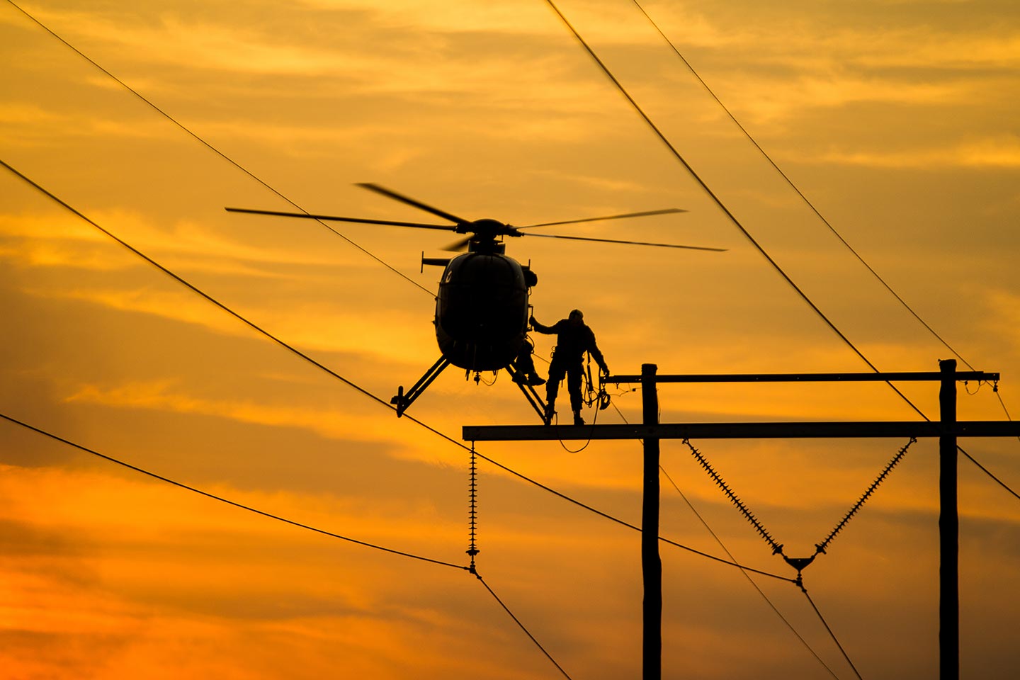 Costa Mesa Transmission Line Helicopter Services